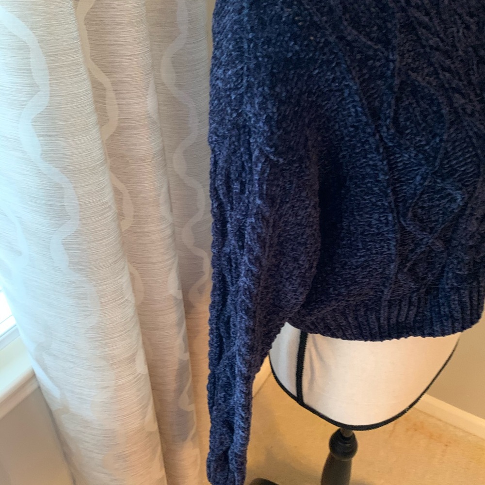 PacSun Navy Blue Chenille Cropped Sweater ,Size Small NWT‎ - Picture 3 of 5